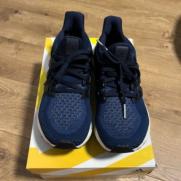 Adidas Ultraboost 1.0 - Picture 2 of 4